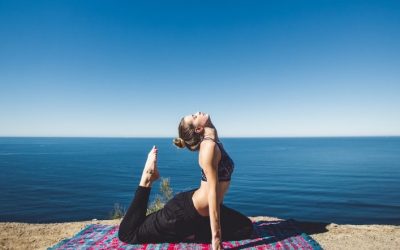 As melhores posturas de yoga para dores nas costas e na lombar